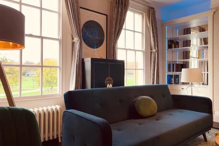 The Midsummer Common - Modern & Spacious 2bdr House With Garden