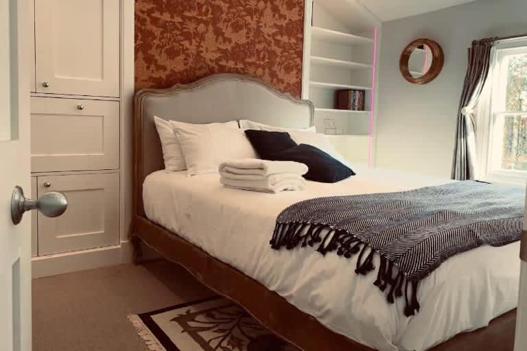 The Midsummer Common - Modern & Spacious 2bdr House With Garden * Cambridge (Cambridgeshire)
